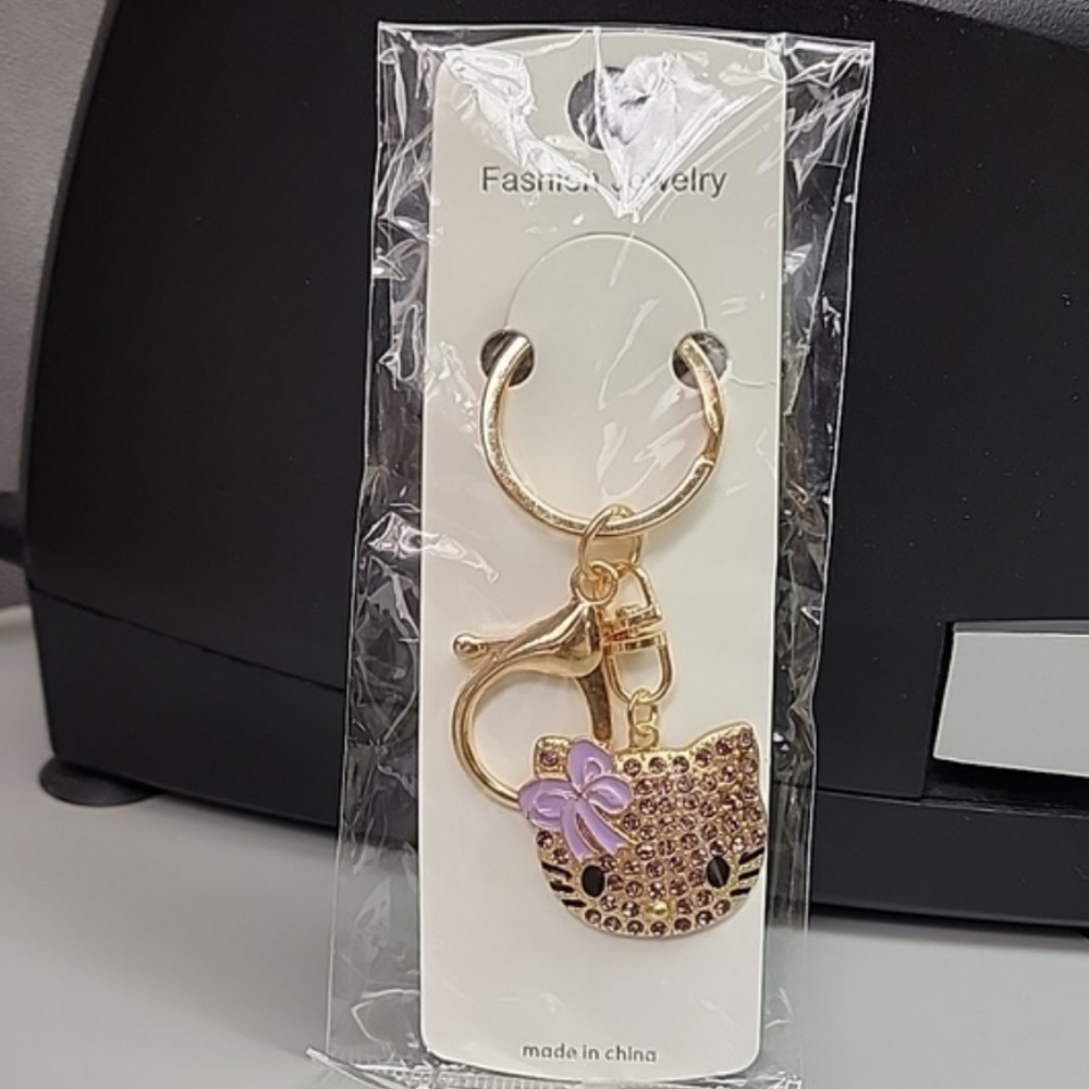 NEW Hello Kitty Rhinestone Keychain - Picture 3 of 4